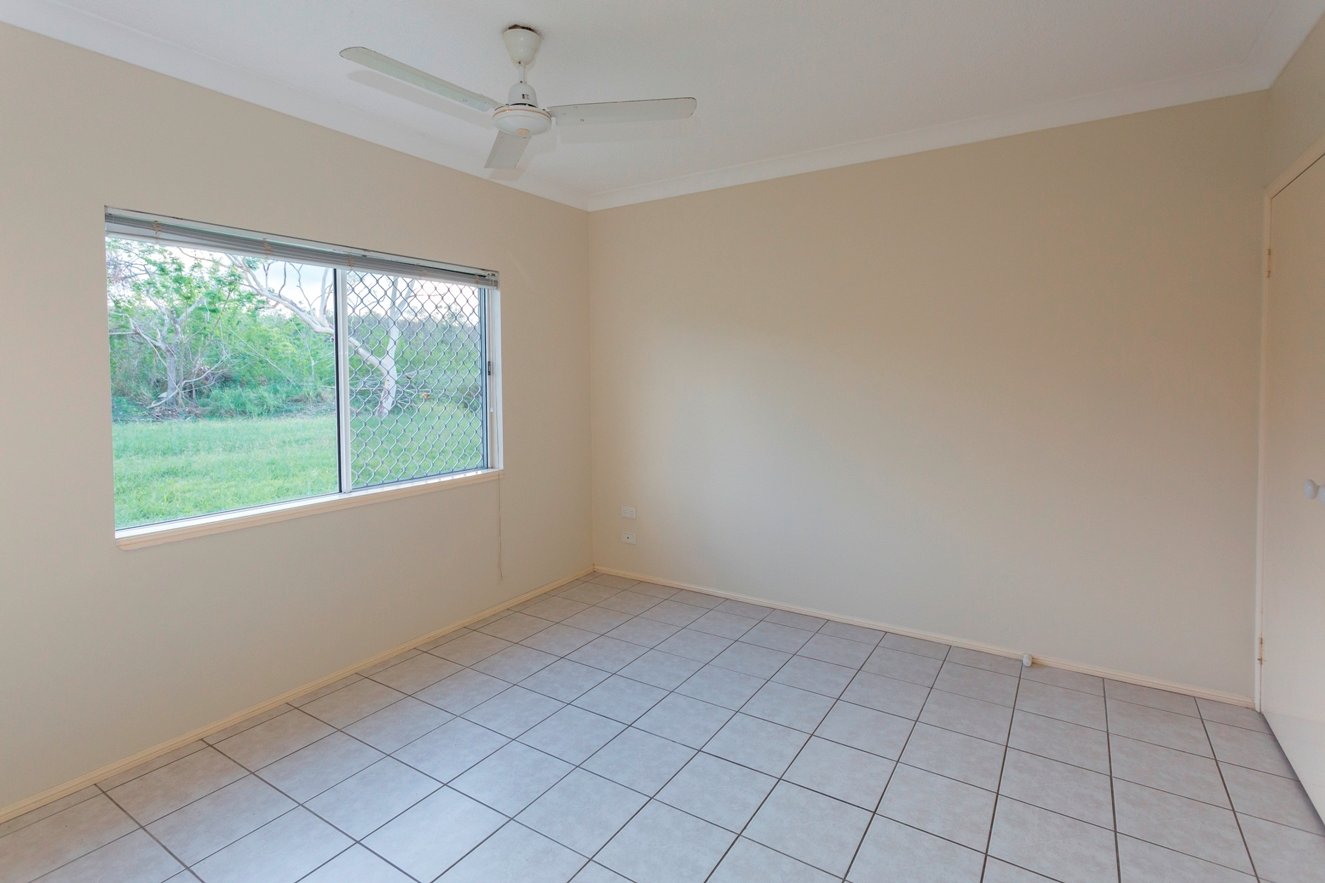 18/24 (Sailz) Pandanus Drive CANNONVALE 11