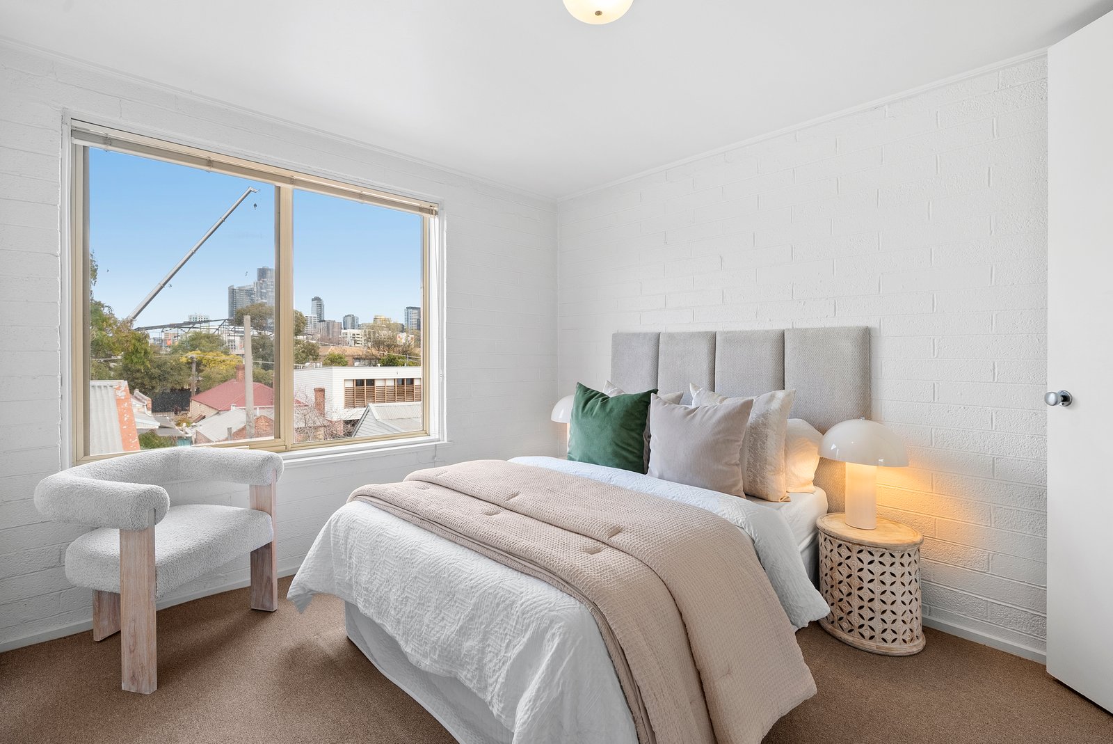 Gallery: 18/244 Mary Street