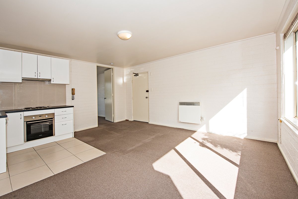 Gallery: 18/244 Mary Street