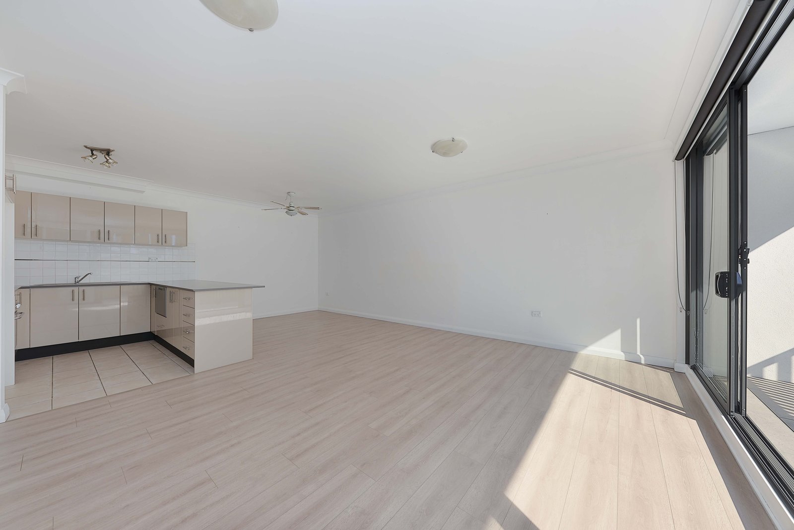 18/25-29 Bond Street MAROUBRA 2