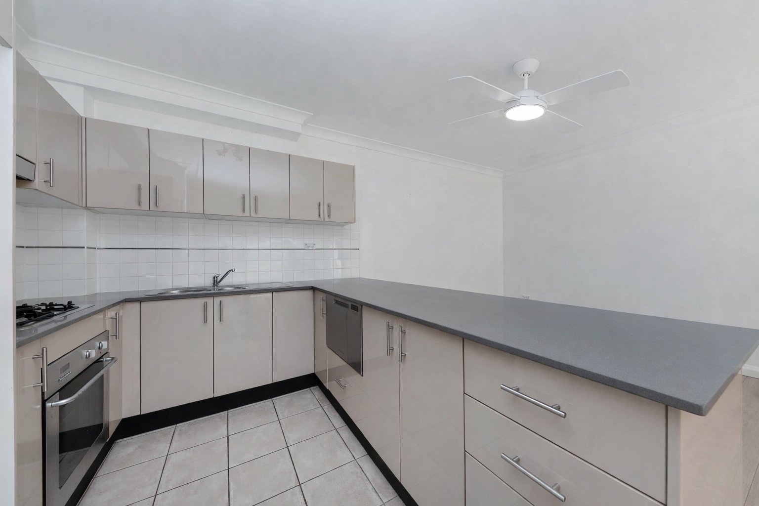 18/25-29 Bond Street MAROUBRA 3