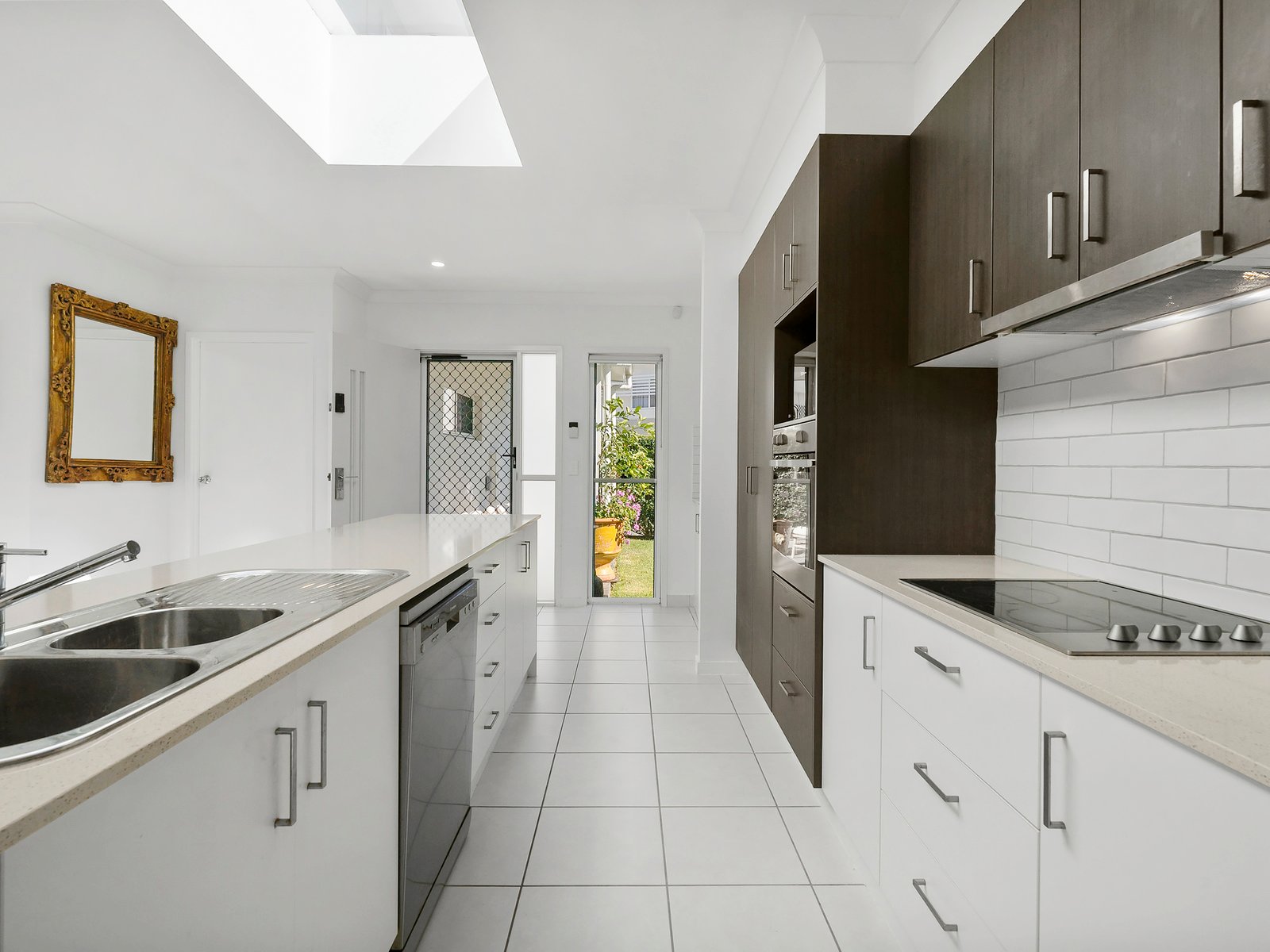 18/25 Salt Water Crescent KINGSCLIFF 9