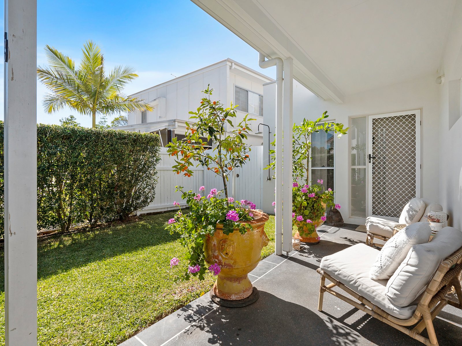 18/25 Salt Water Crescent KINGSCLIFF 26