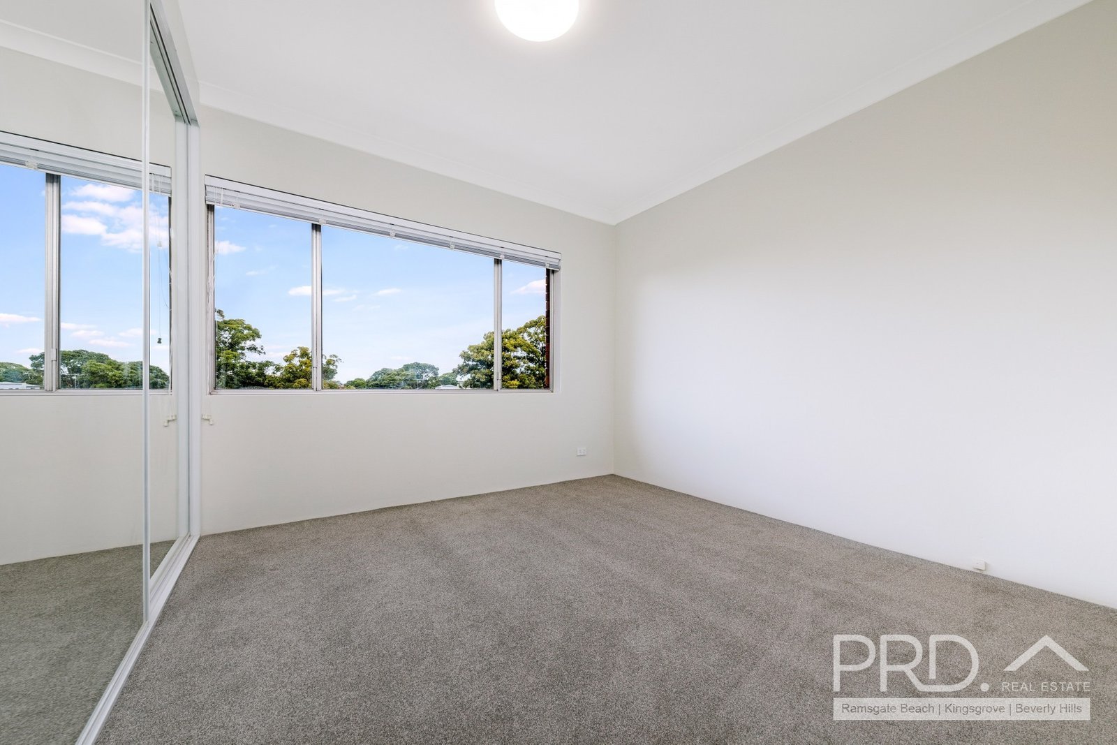 18/26 Kairawa St  SOUTH HURSTVILLE 4