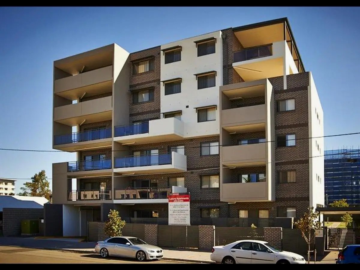 18/3-5 Goulburn Street LIVERPOOL 10