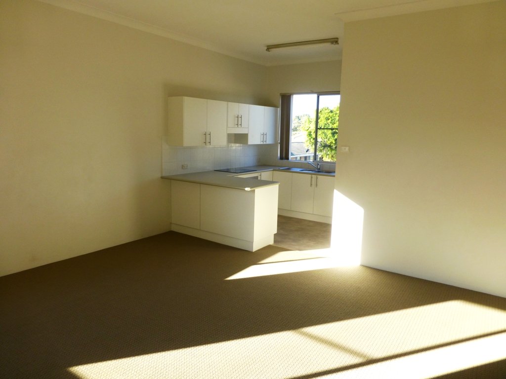 1/83 Bold Street LAURIETON 1