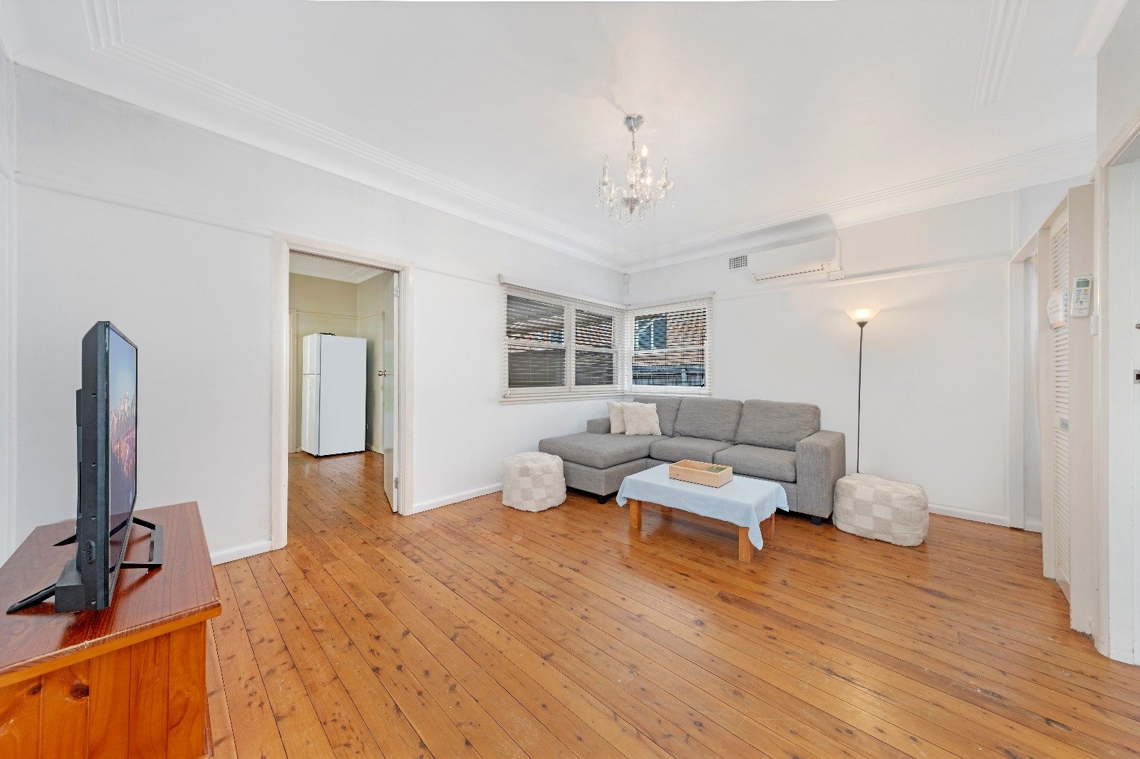 183 Chuter Avenue SANS SOUCI 2