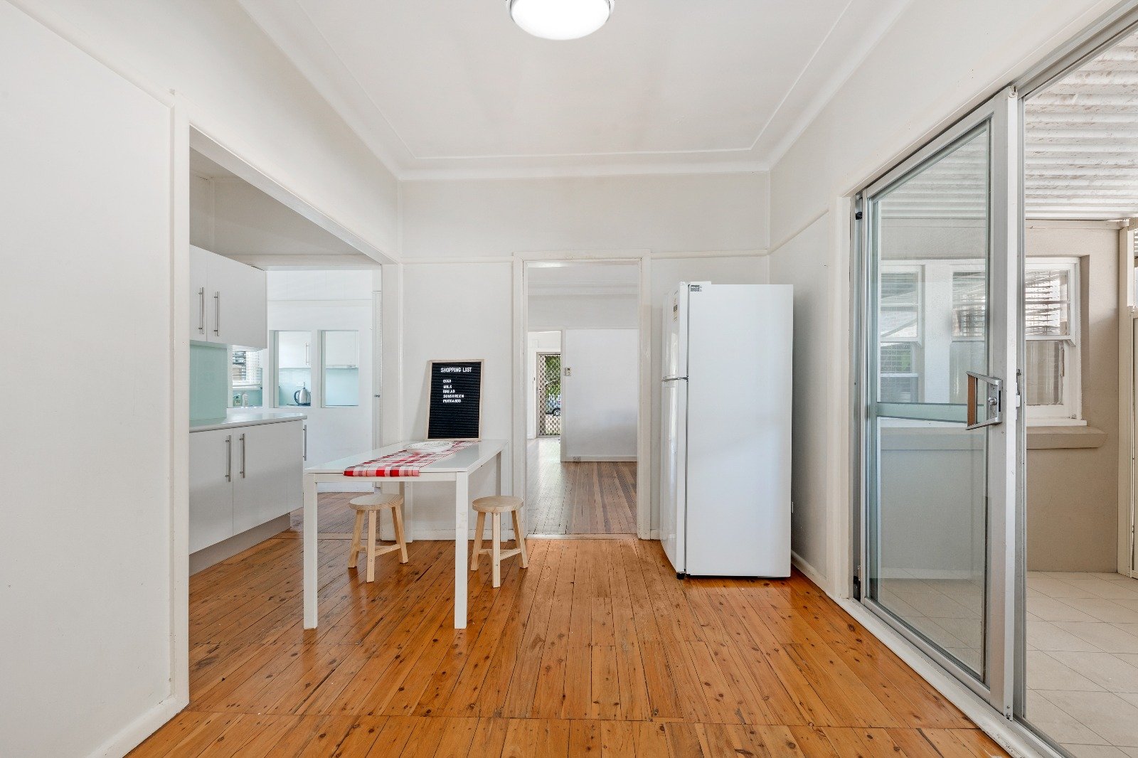 183 Chuter Avenue SANS SOUCI 5
