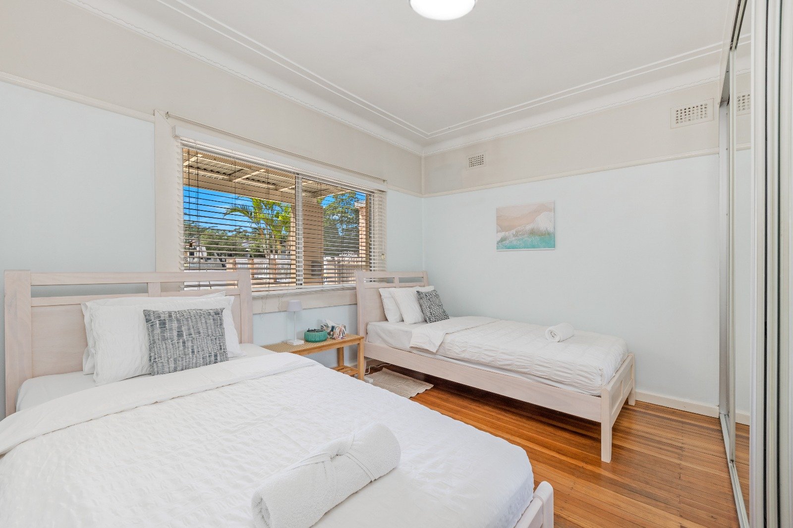 183 Chuter Avenue SANS SOUCI 12
