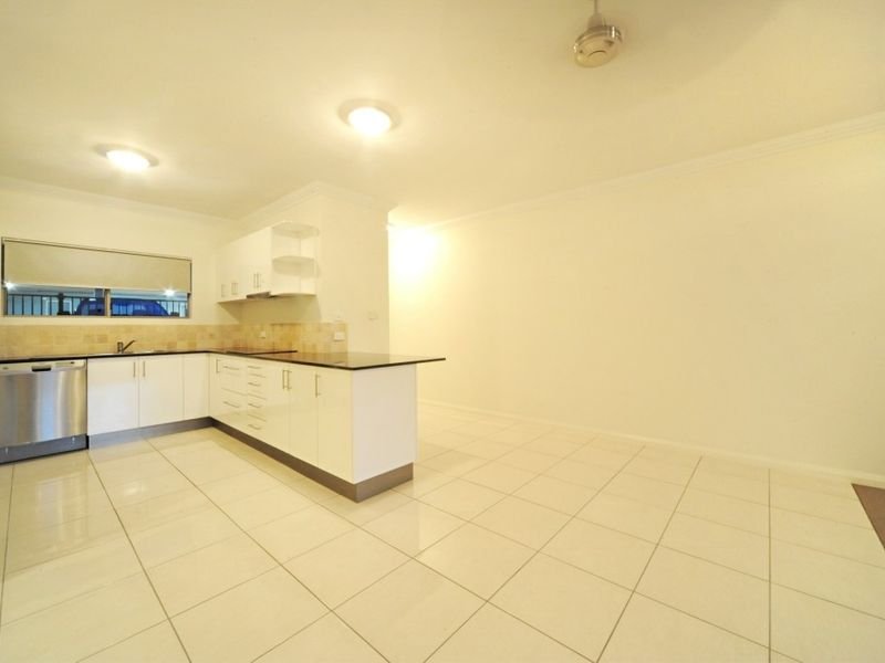 18/3 Deloraine Close CANNONVALE 4