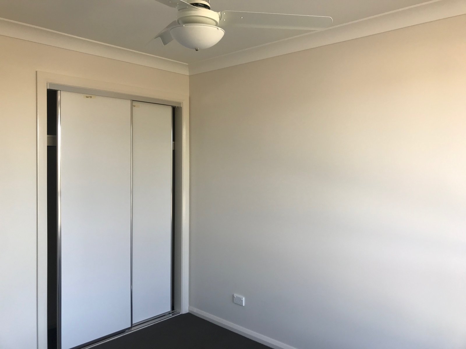 1/83 Kenny Drive TAMWORTH 2