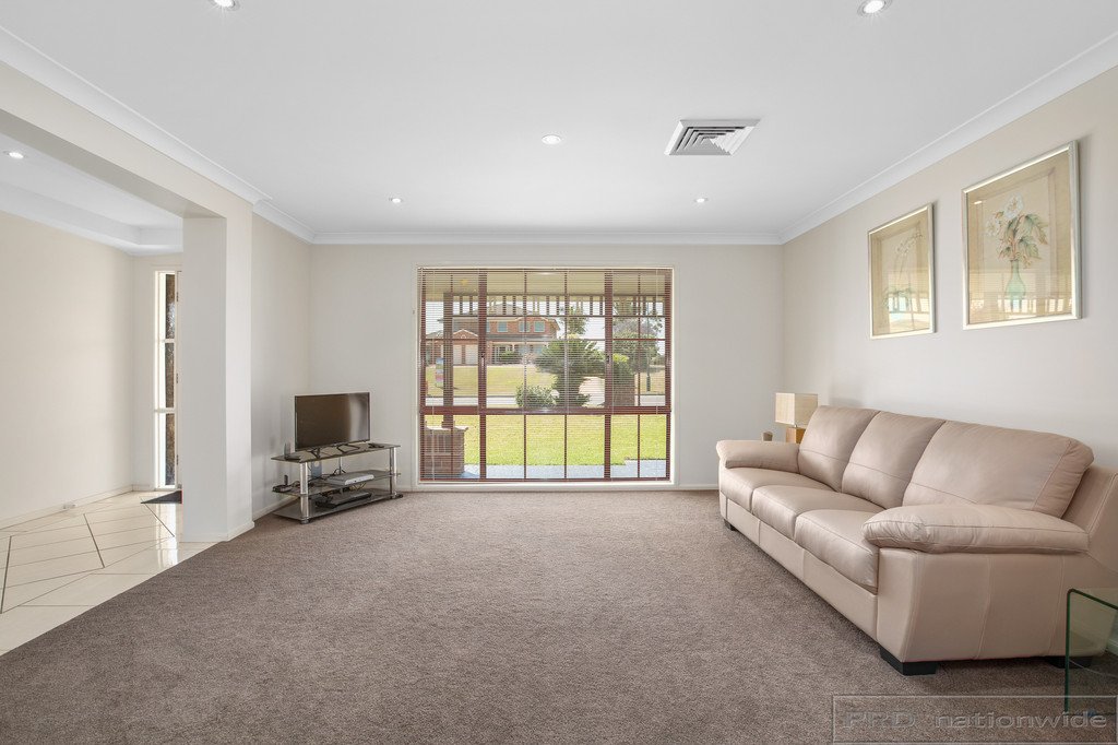 183 Somerset Drive THORNTON 2