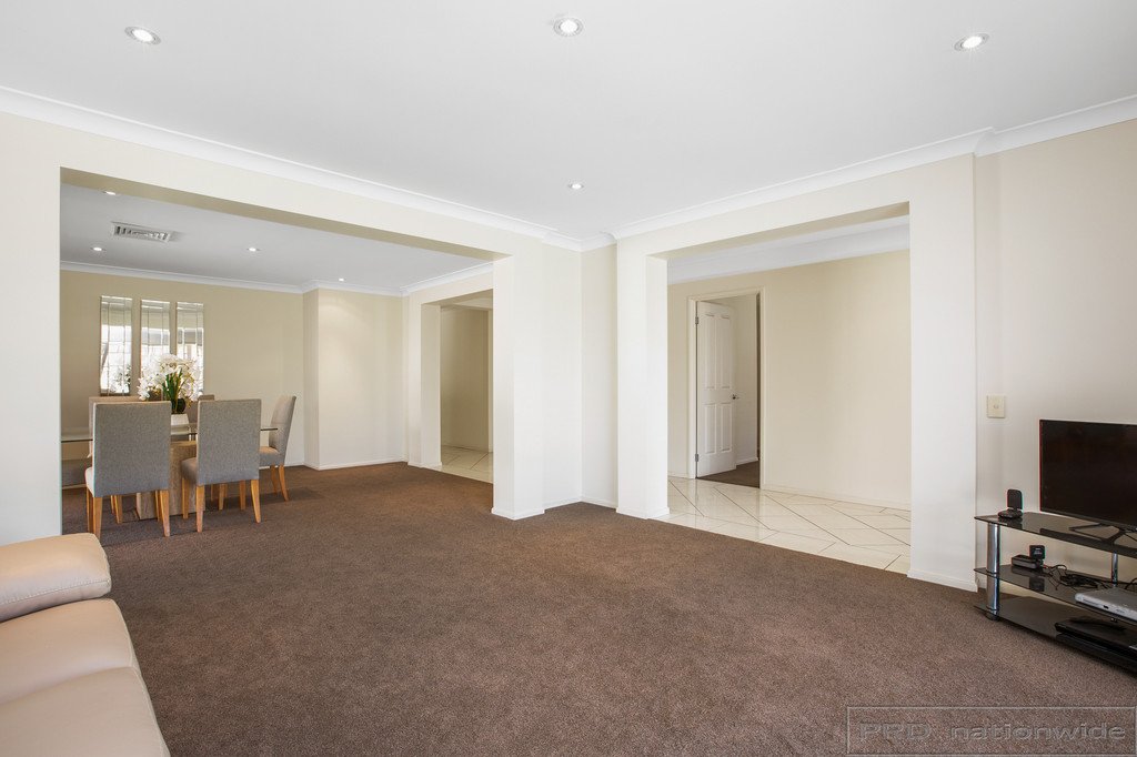 183 Somerset Drive THORNTON 3