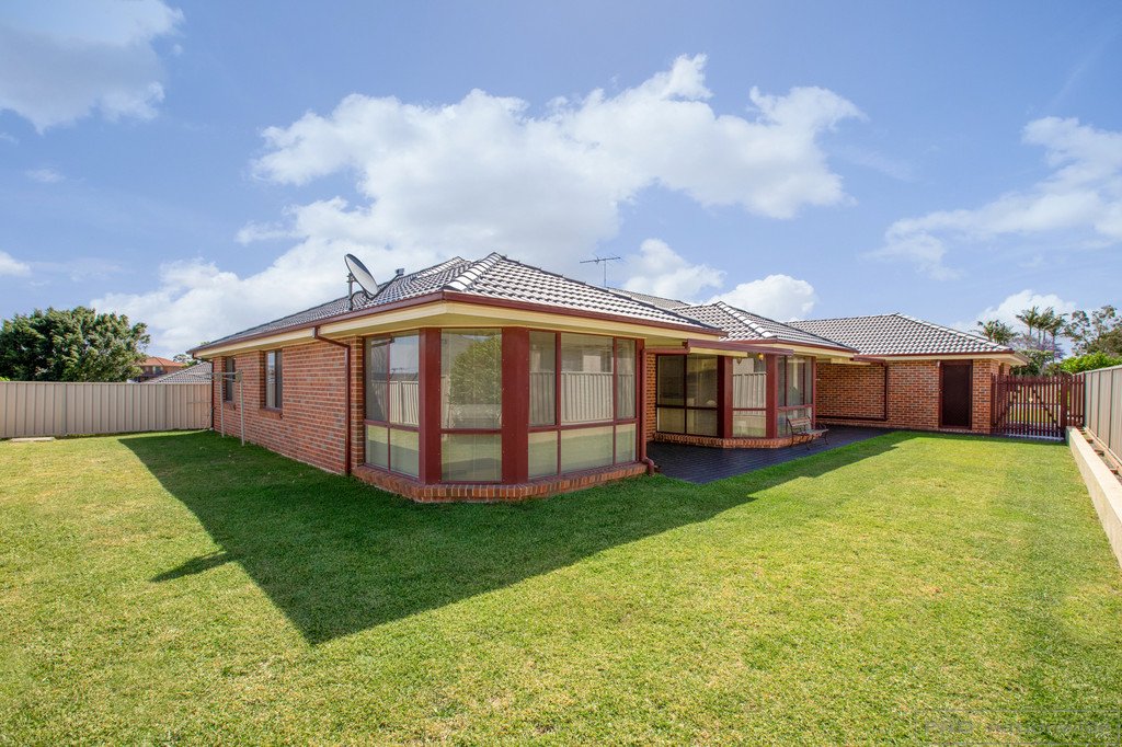 183 Somerset Drive THORNTON 16