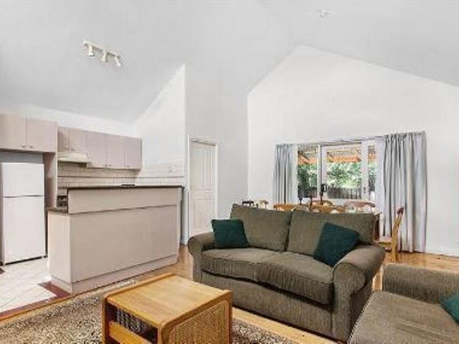 Gallery: 183 Somerville Road