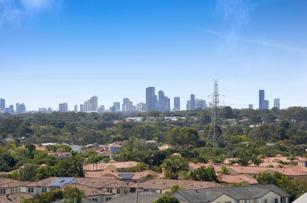 183/133 Laver Drive Robina 20