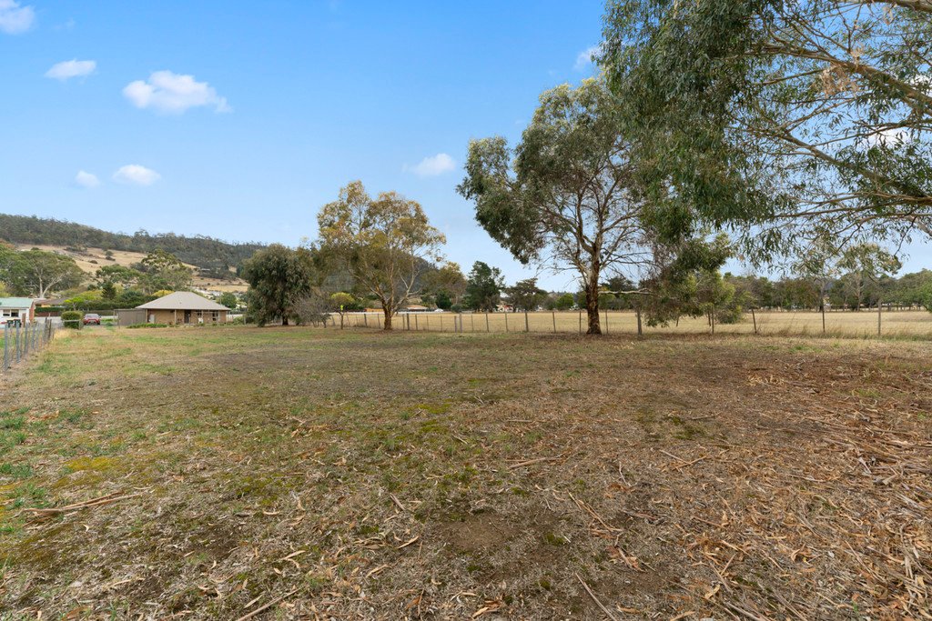 1832 Midland Highway BAGDAD 5