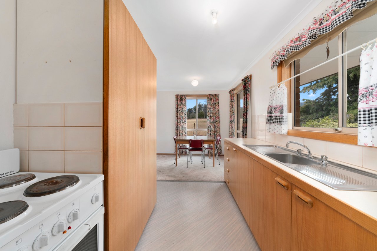 1832 Midland Highway BAGDAD 9