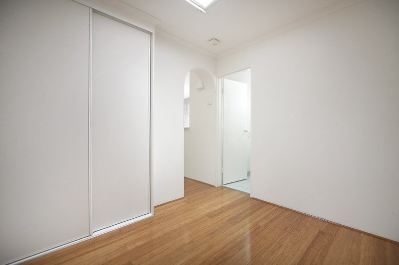 Gallery: 18/34 Mathoura Road