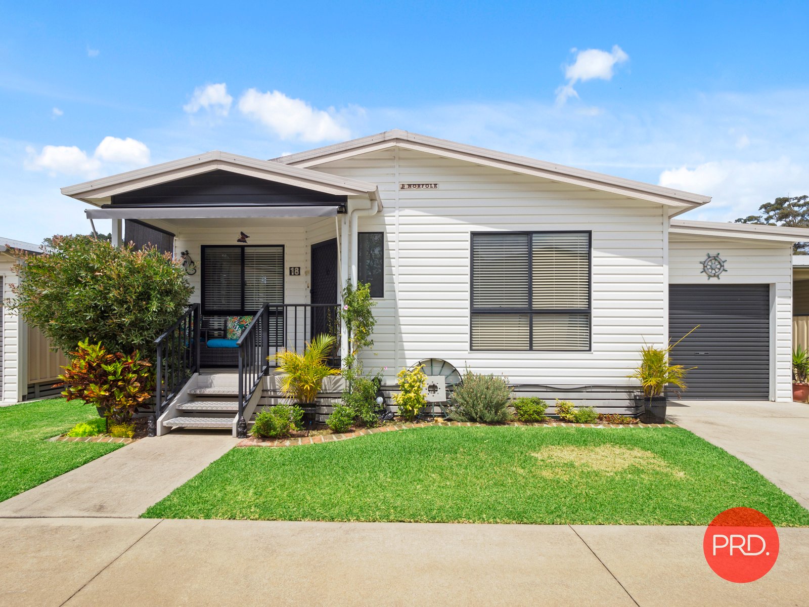 18/369 Pine Creek Way BONVILLE 2