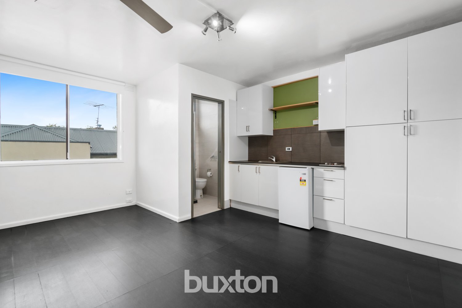 18/38 Charnwood Road, ST KILDA VIC 3182 Buxton 2023