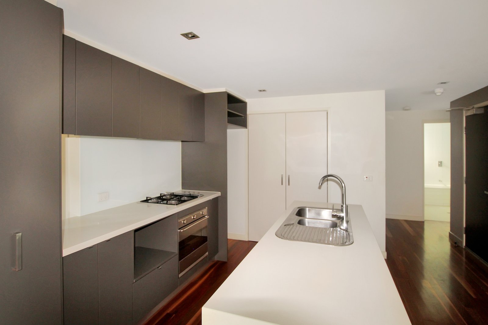 Gallery: 1/84 Bluff Road