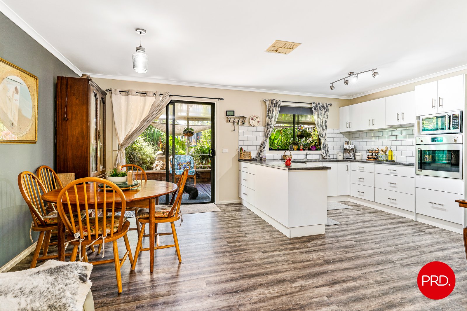 184 Eaglehawk-Neilborough Road EAGLEHAWK 11