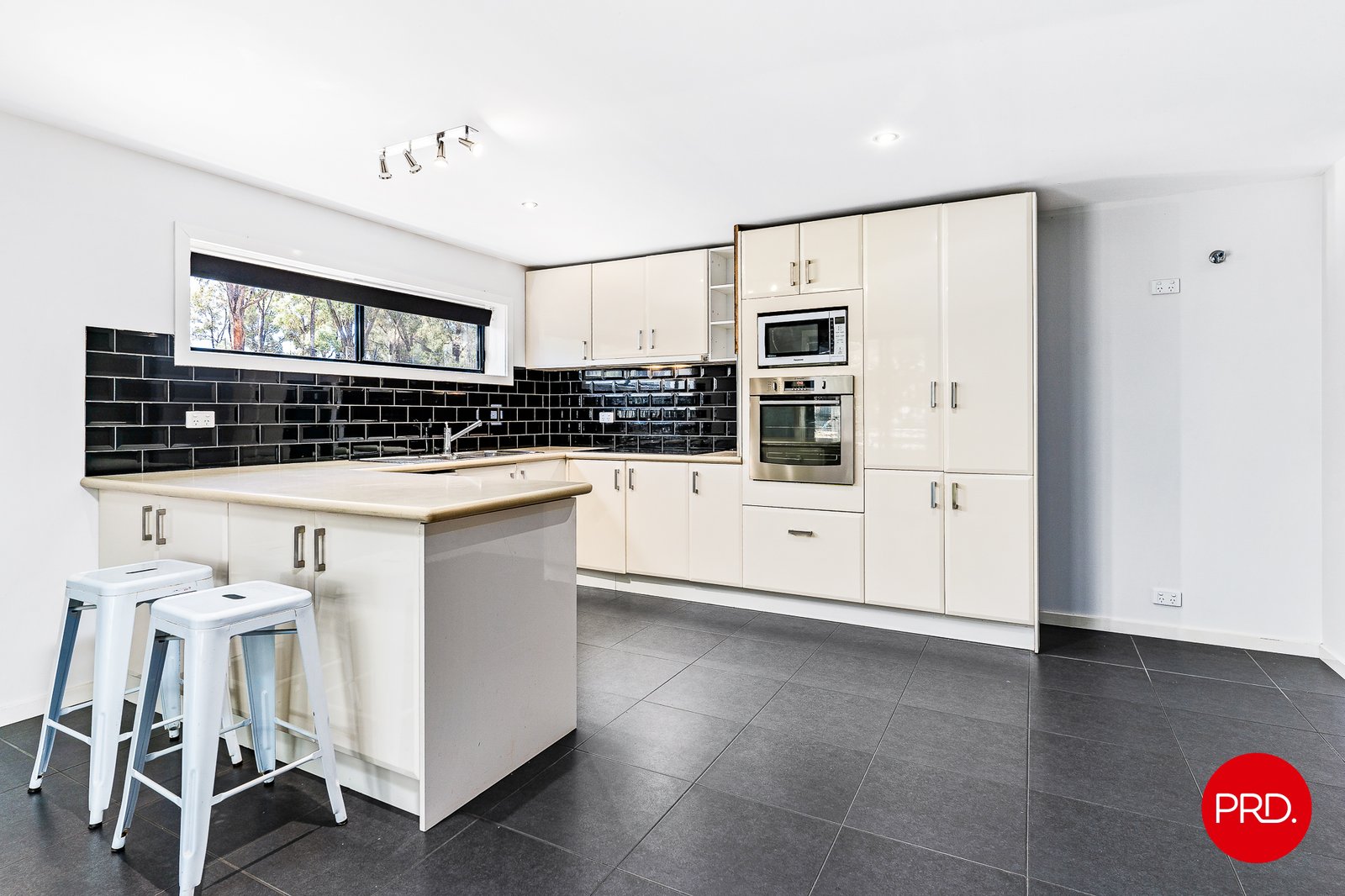 184 Eaglehawk-Neilborough Road EAGLEHAWK 24