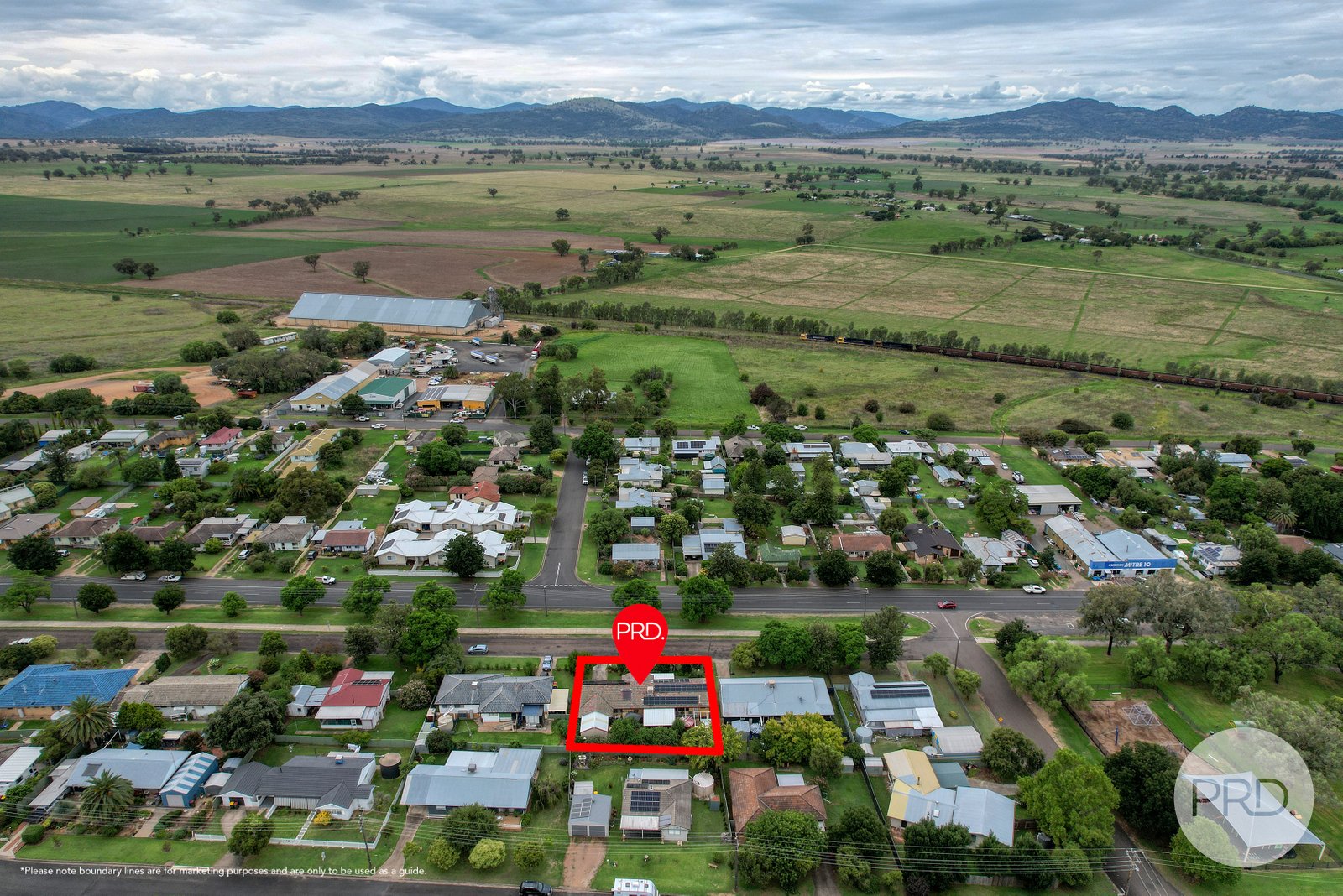 184 Hawker Street QUIRINDI 23