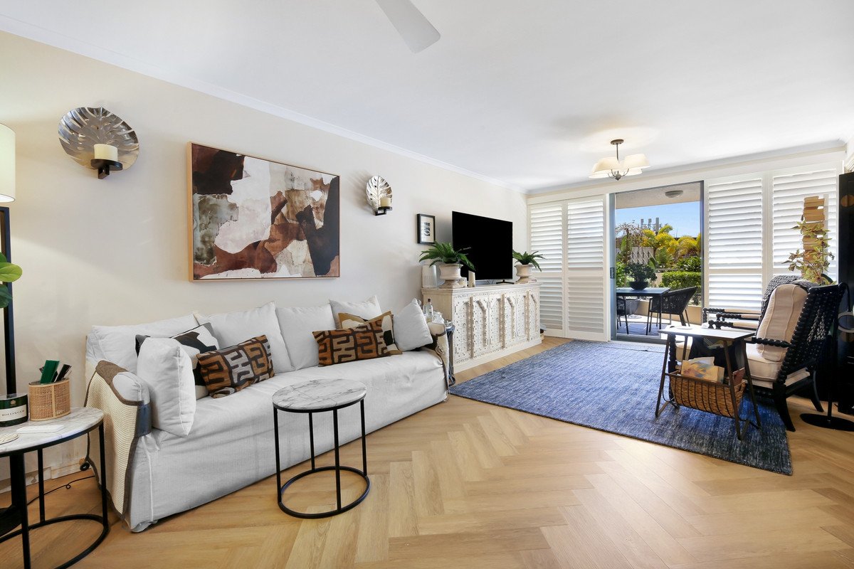 18/4 Park Avenue Burleigh Heads 8