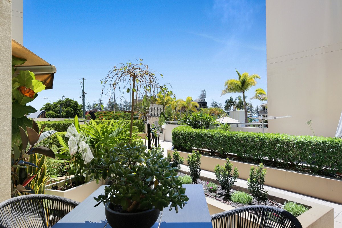 18/4 Park Avenue Burleigh Heads 9