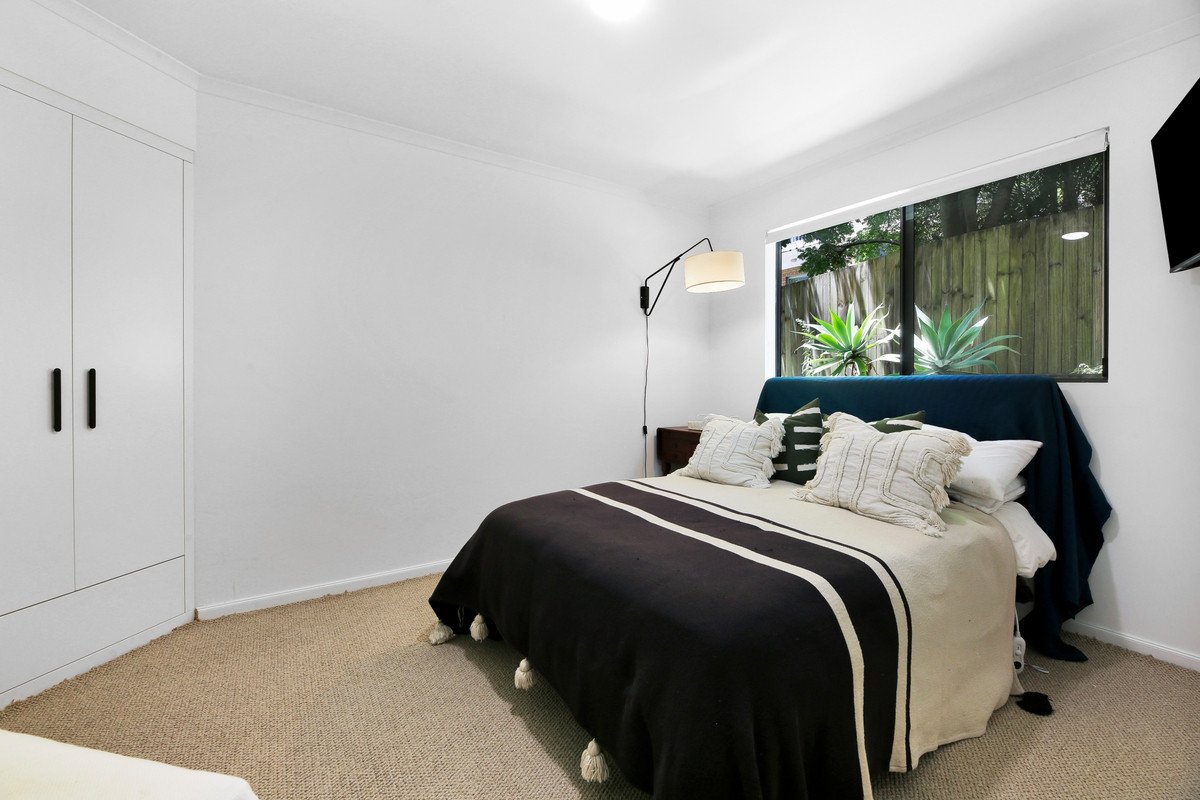 18/4 Park Avenue Burleigh Heads 10