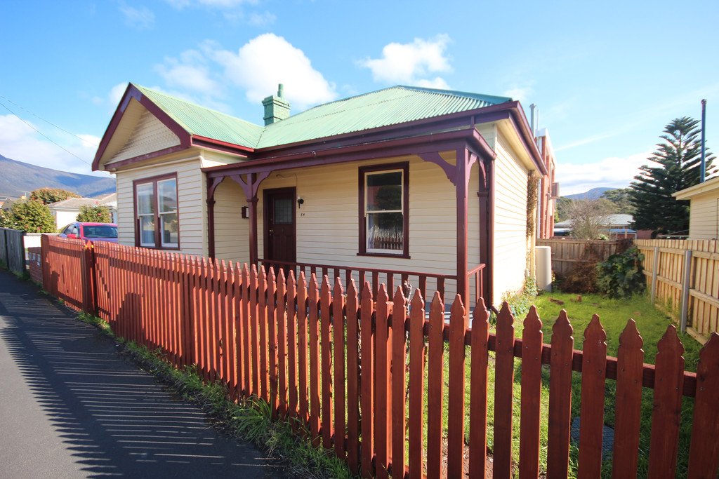 1/84 Tolosa Street GLENORCHY 1