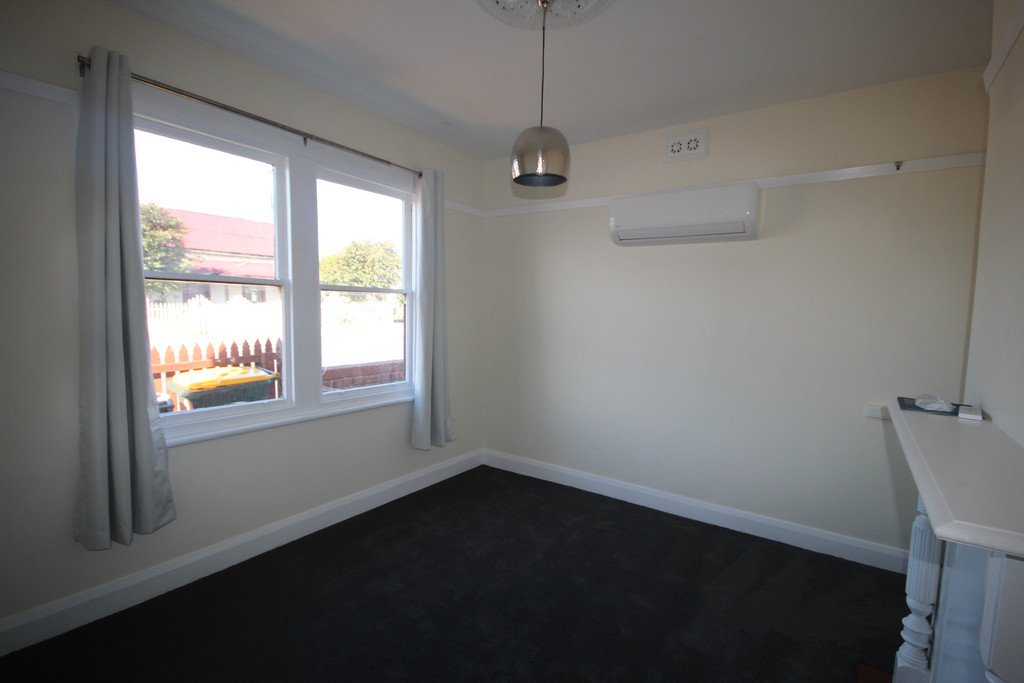 1/84 Tolosa Street GLENORCHY 4