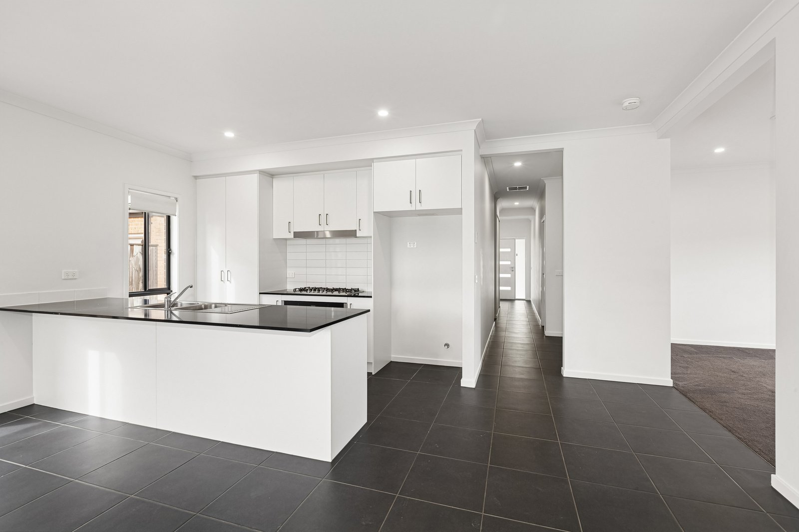 Gallery: 184 Wallara Waters Blvd