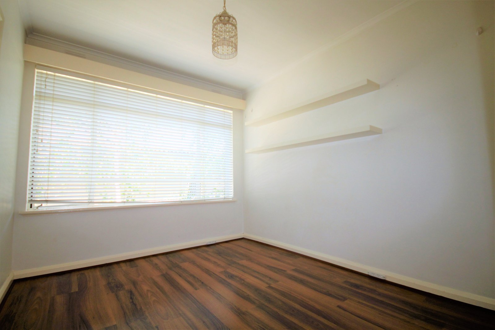 Gallery: 18/40 Waterloo Crescent