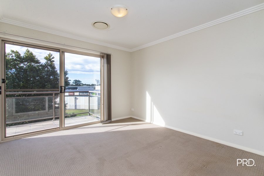 18/400 Glenmore Parkway Glenmore Park 9