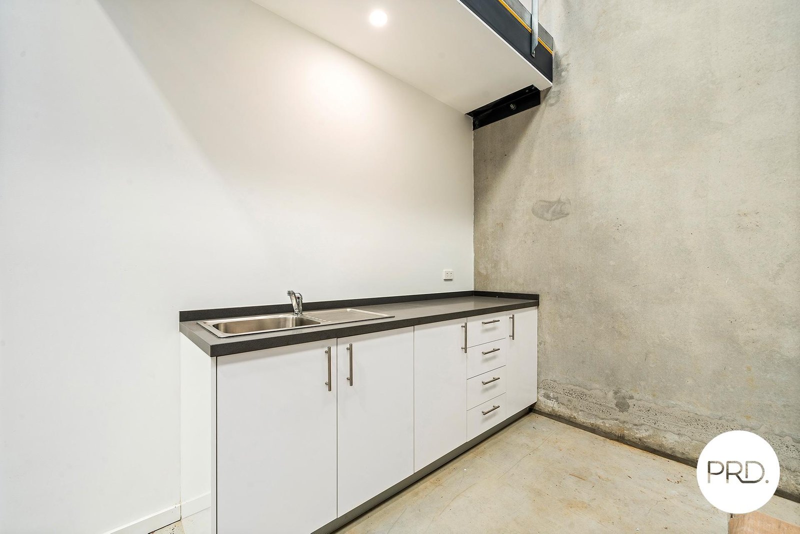 18/401 West Dapto Road HORSLEY 7