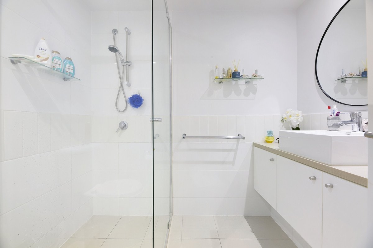 184/133 Laver Drive Robina 12