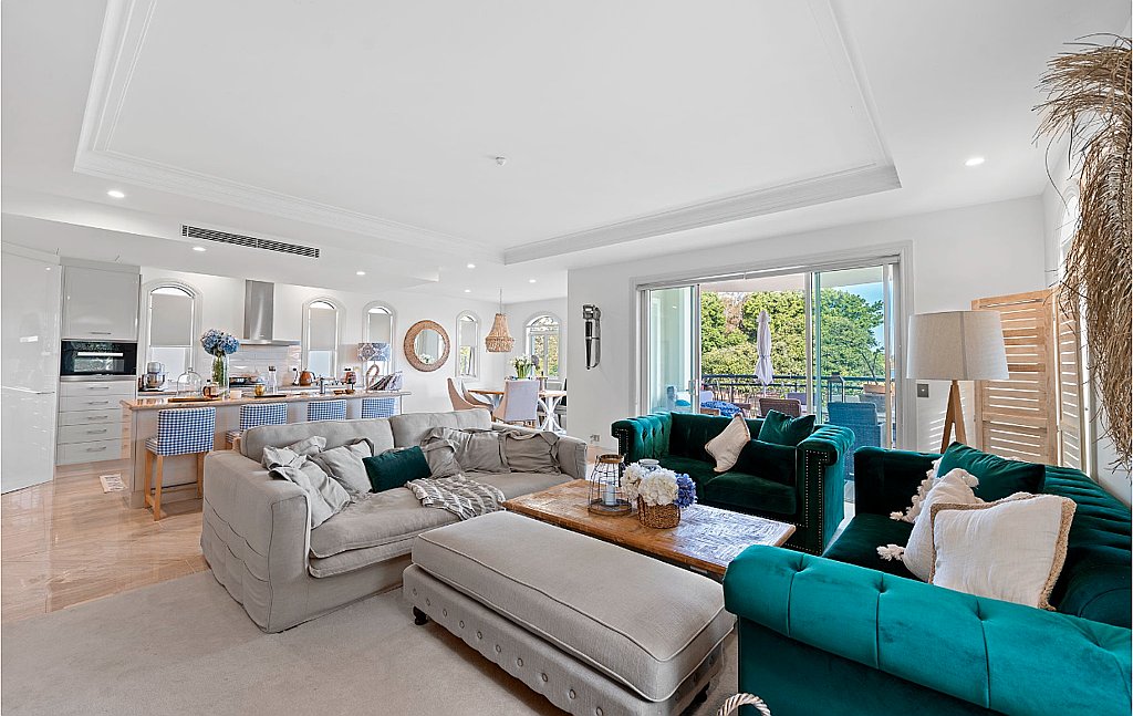 18/42-44 Brighton Parade SOUTHPORT 4