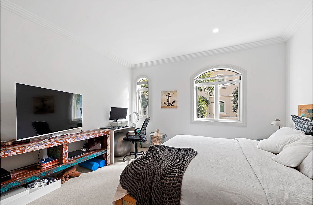 18/42-44 Brighton Parade SOUTHPORT 7