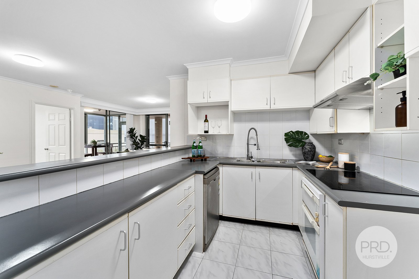 18/438 Forest Road HURSTVILLE 5