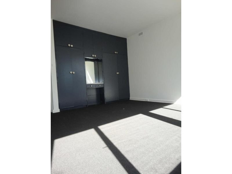 Gallery: 1/844 Hampton Street