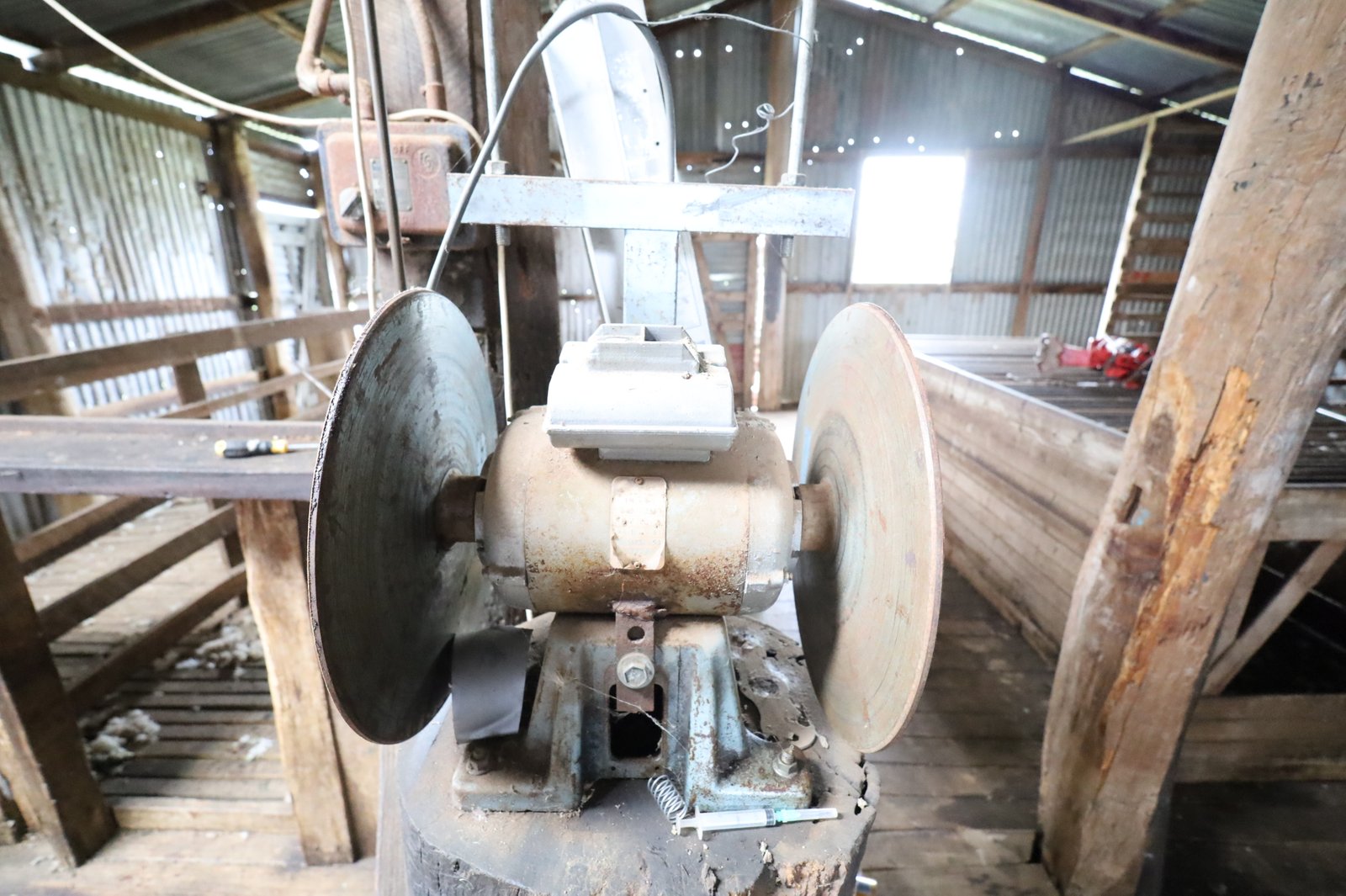 1844 Icely Road LEWIS PONDS 10