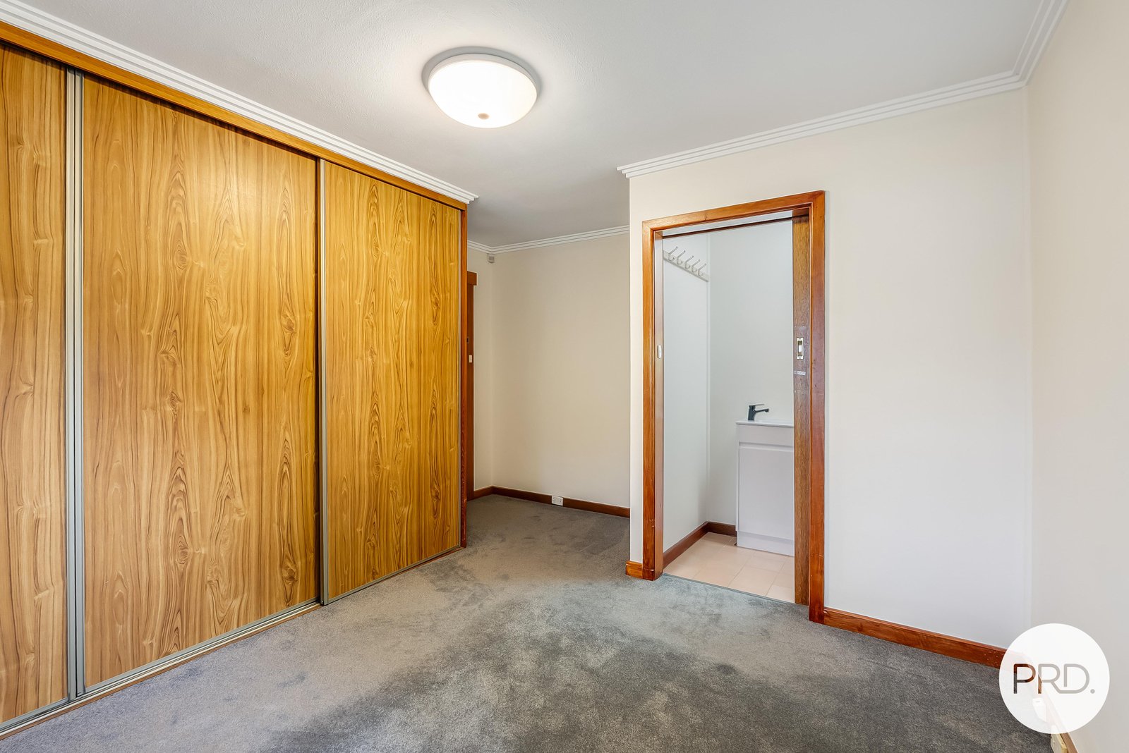 185 Derwent Avenue LINDISFARNE 8