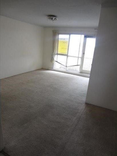 18/5 Grace Campbell Crescent HILLSDALE 2