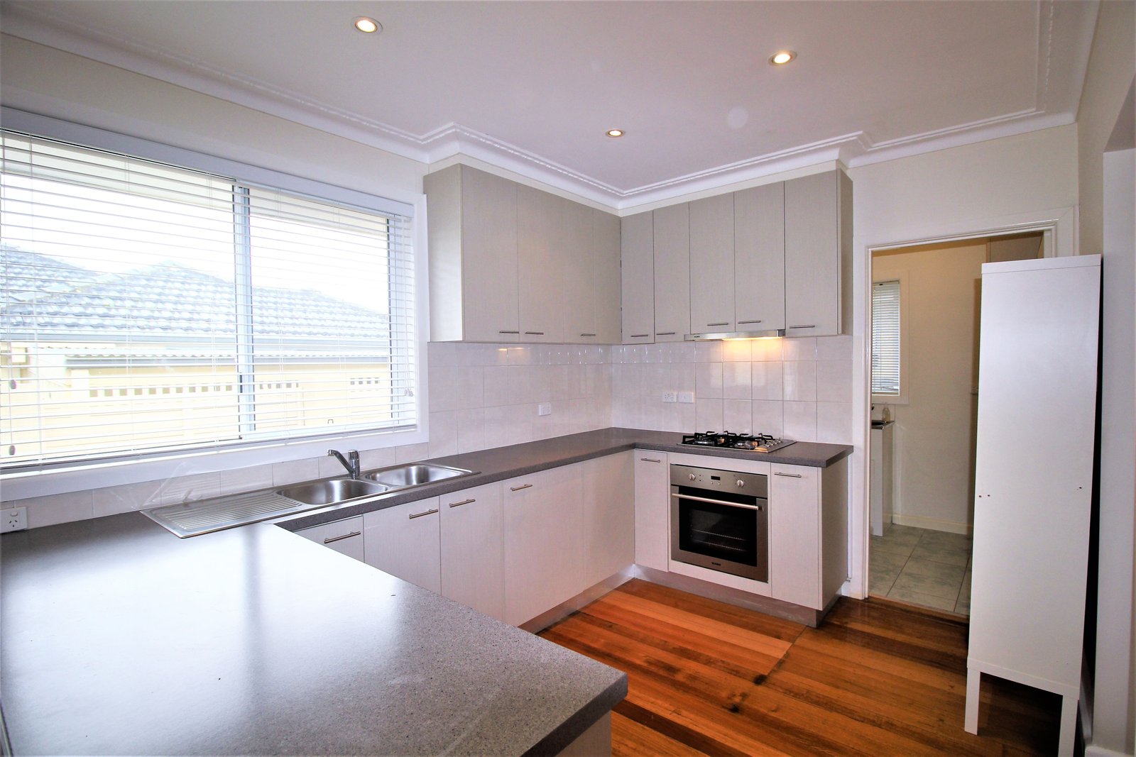 Gallery: 1/85 Kennedy Street