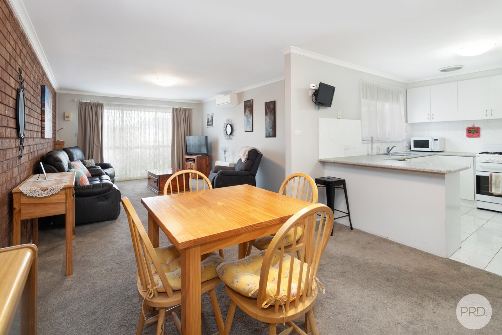 1/85 Marie Crescent WENDOUREE 4