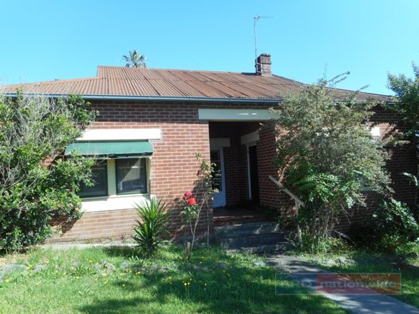 185 Wynyard Street TUMUT 14