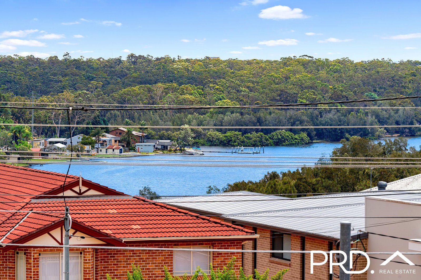 1/853 Henry Lawson Drive PICNIC POINT 8